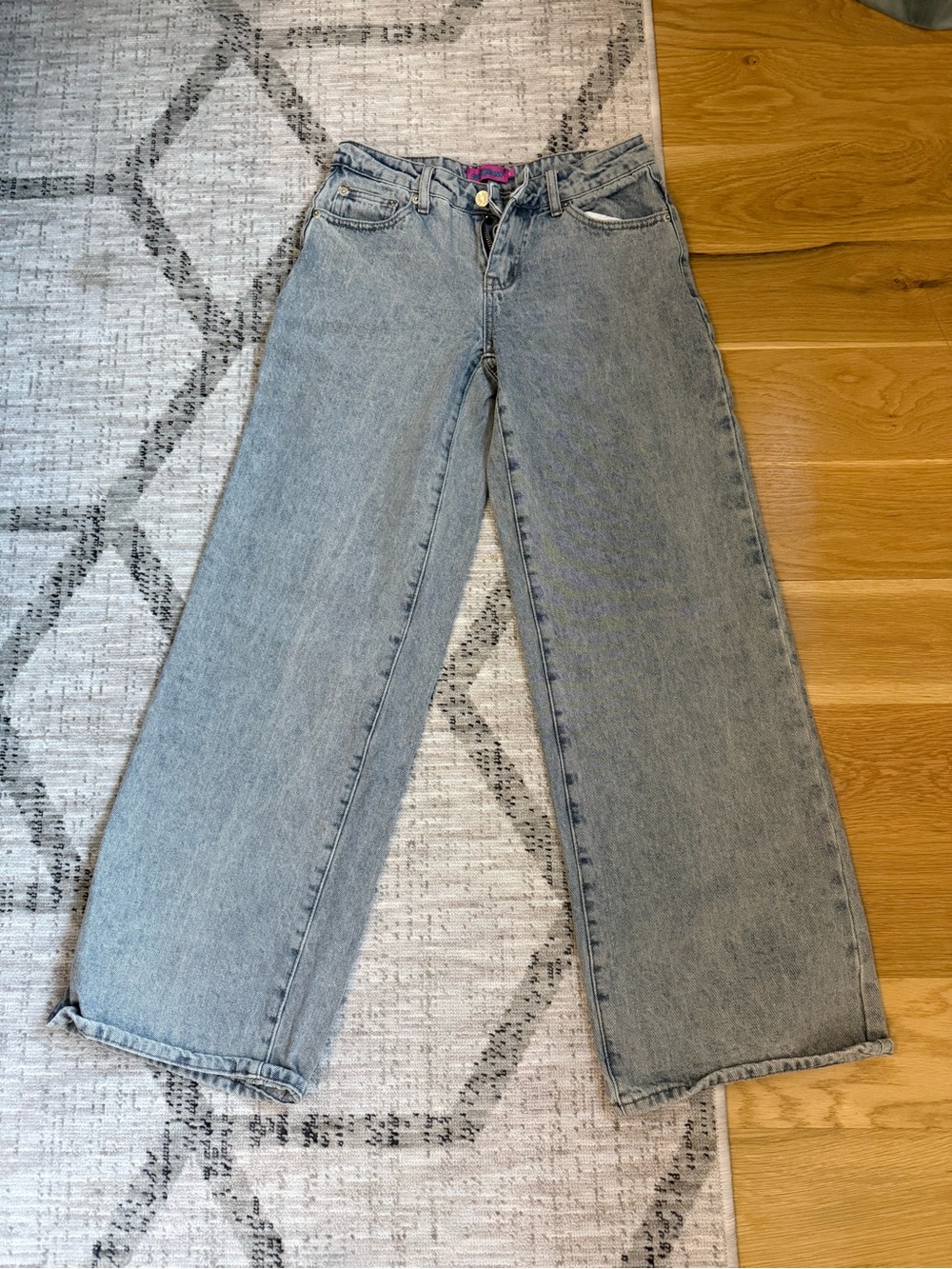 Edikted Light Blue Wide-Leg Denim Jeans